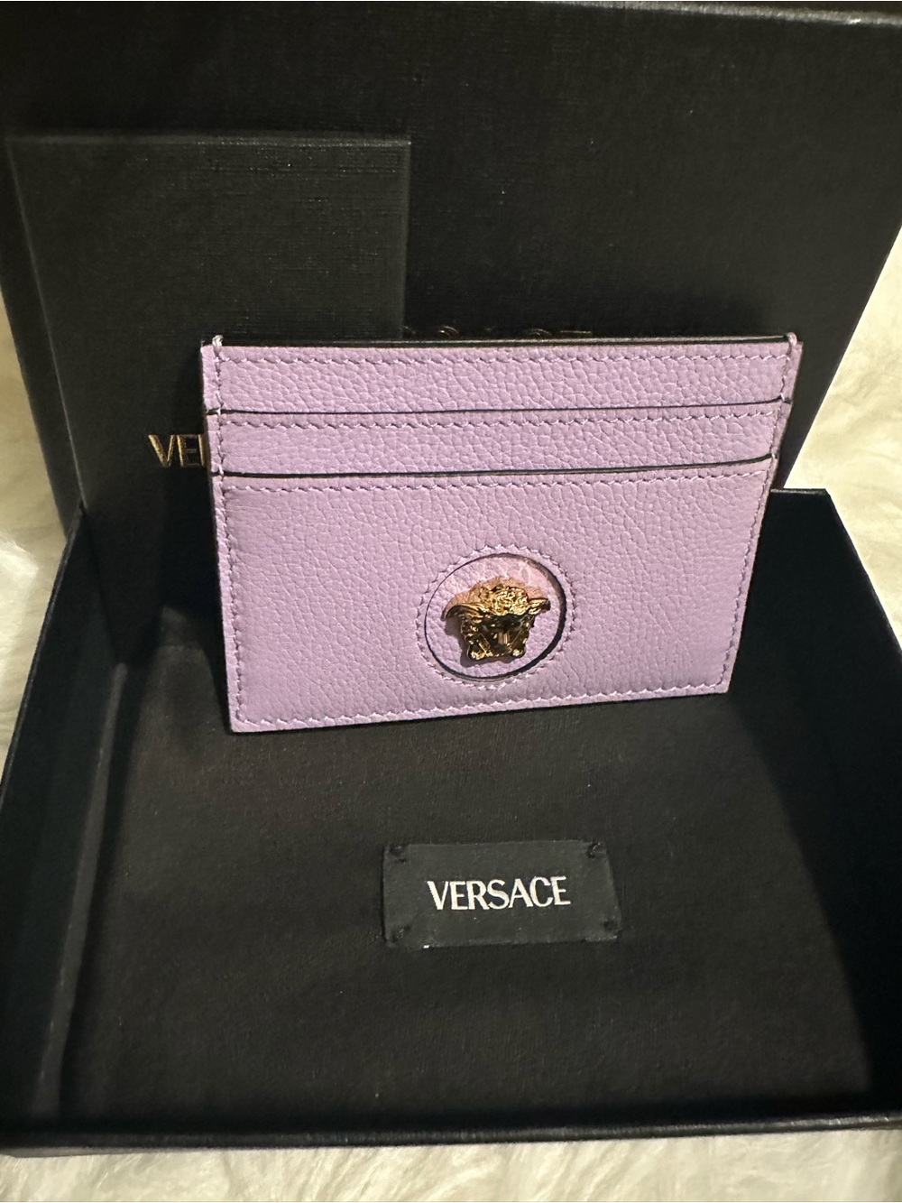 NWT Versace Lilac Medusa Leather Card Holder Card Case Full Set Giftable